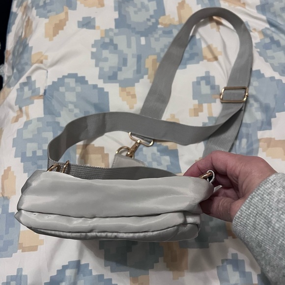 KEDZIE ROUNDTRIP CONVERTIBLE SLING - Picture 5 of 6